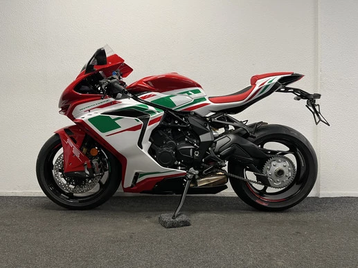 MV Agusta F3 - Afbeelding 13 van 24