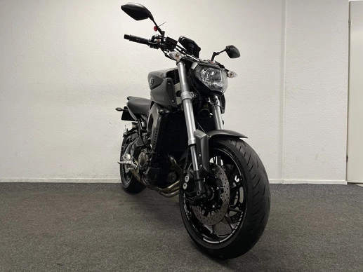 Yamaha MT 09 - Afbeelding 12 van 22