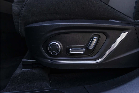 Lynk & Co 01 - Afbeelding 24 van 30