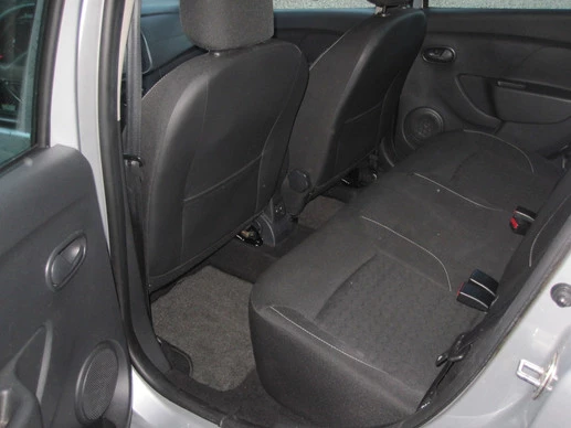 Dacia Logan - Afbeelding 10 van 25