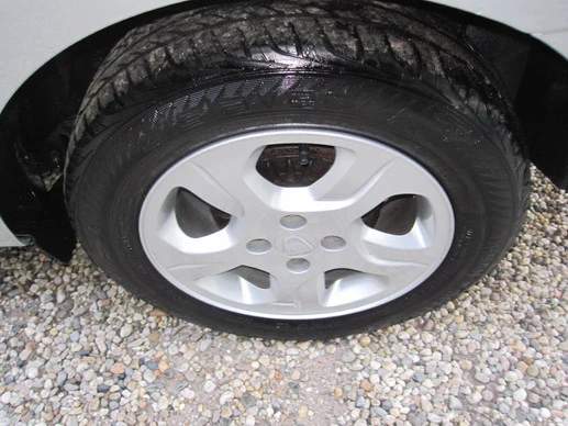 Dacia Logan - Afbeelding 19 van 25