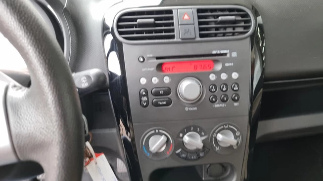 Suzuki Splash - Afbeelding 17 van 20