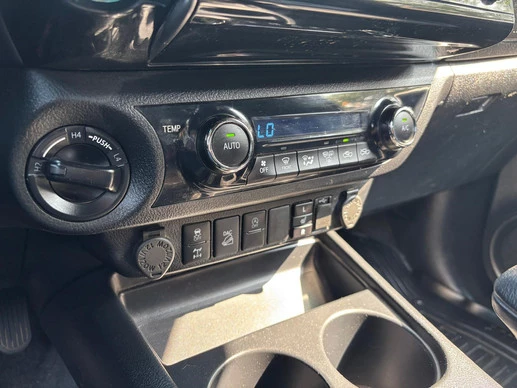 Toyota Hilux - Afbeelding 16 van 29