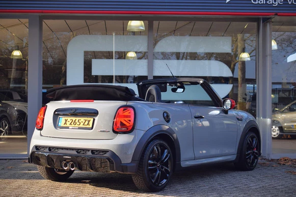 MINI Cooper Cabrio - Afbeelding 2 van 30