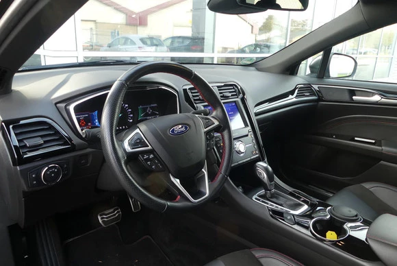 Ford Mondeo - Afbeelding 12 van 30