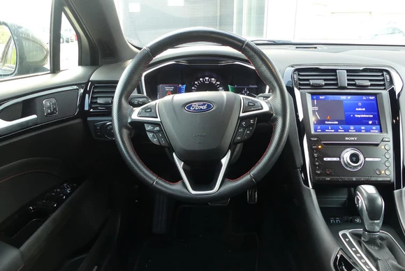 Ford Mondeo - Afbeelding 15 van 30