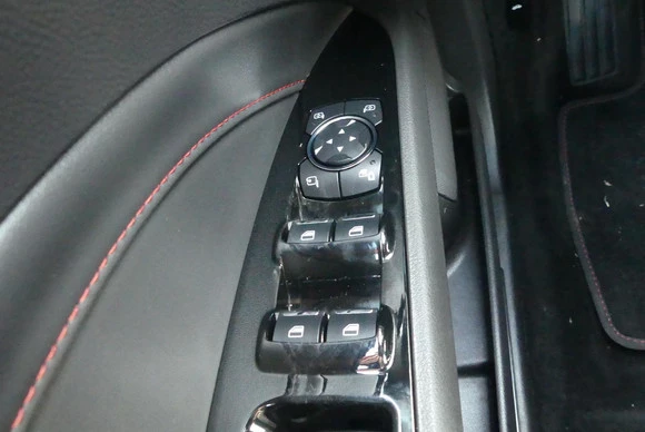 Ford Mondeo - Afbeelding 28 van 30