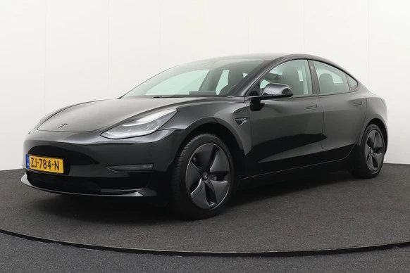 Tesla Model 3 - Afbeelding 1 van 22