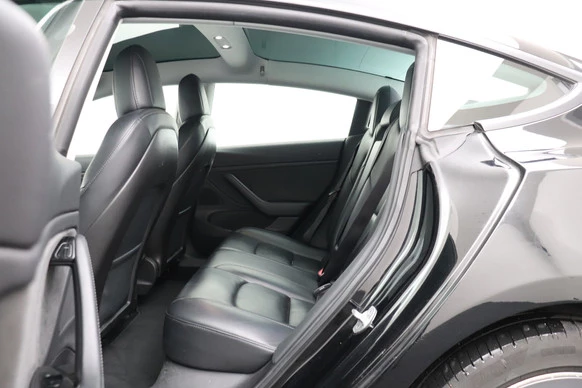 Tesla Model 3 - Afbeelding 10 van 22
