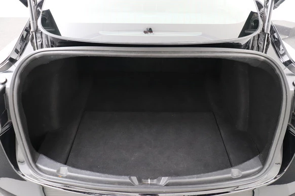 Tesla Model 3 - Afbeelding 13 van 22