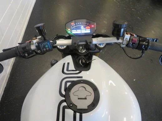 Ducati Monster - Afbeelding 9 van 12