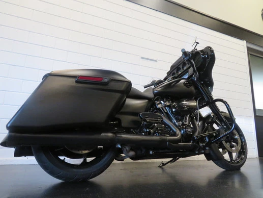 Harley-Davidson Street Glide - Afbeelding 14 van 15