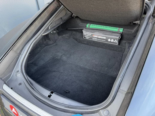 Jaguar F-Type - Afbeelding 23 van 30