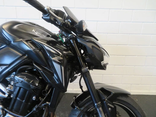 Kawasaki Z900 - Afbeelding 4 van 15