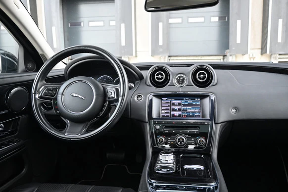 Jaguar XJ - Afbeelding 6 van 30