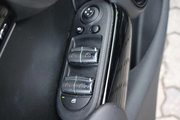 MINI Cooper S - Afbeelding 27 van 30