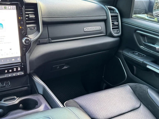 Dodge Ram Pick-Up - Afbeelding 17 van 20