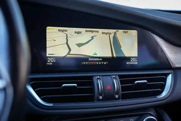 Alfa Romeo Giulia - Afbeelding 18 van 30