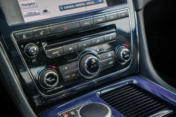 Jaguar XJ - Afbeelding 15 van 30