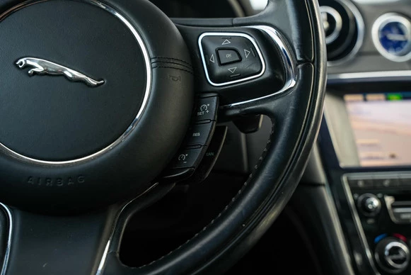 Jaguar XJ - Afbeelding 22 van 30