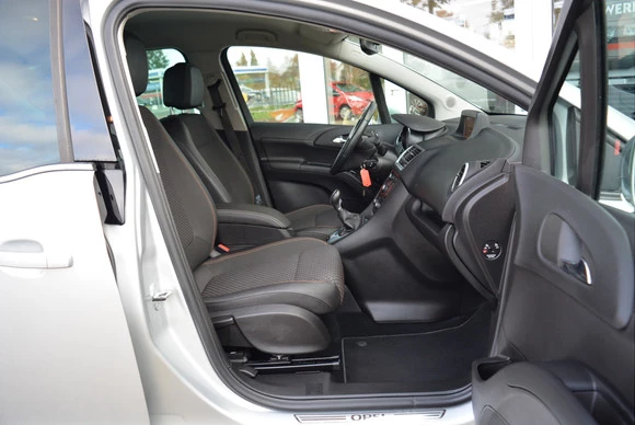 Opel Meriva - Afbeelding 10 van 24