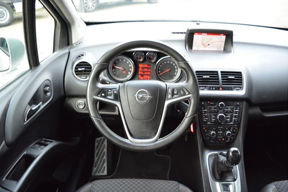 Opel Meriva - Afbeelding 17 van 24