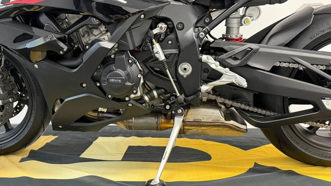 BMW S 1000 RR - Afbeelding 5 van 15