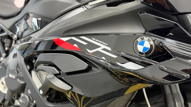 BMW S 1000 RR - Afbeelding 10 van 15