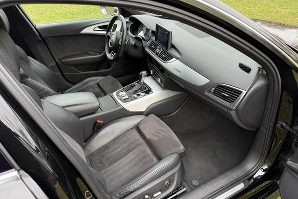 Audi S6 - Afbeelding 17 van 30