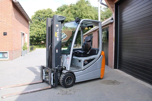 Still  - Afbeelding 2 van 15