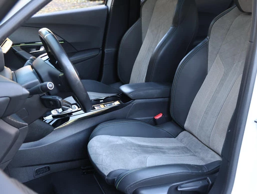 Peugeot e-2008 - Afbeelding 12 van 30