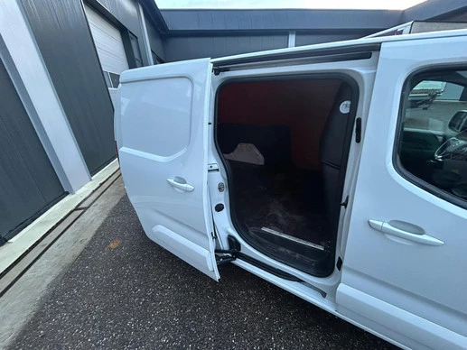 Opel Combo - Afbeelding 12 van 16