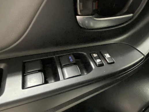 Toyota Yaris - Afbeelding 27 van 30