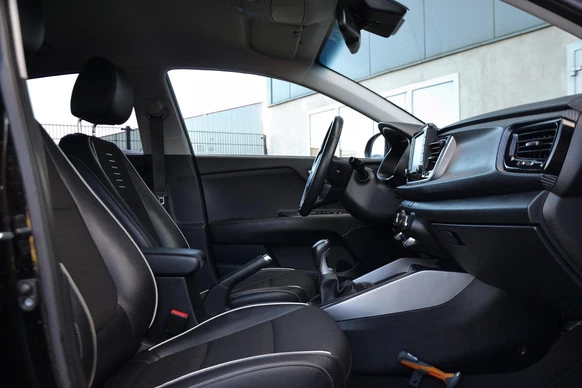 Kia Rio - Afbeelding 10 van 26