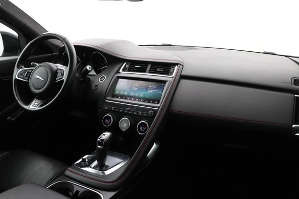 Jaguar E-PACE - Afbeelding 19 van 30