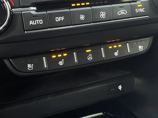 Kia Ceed - Afbeelding 26 van 30