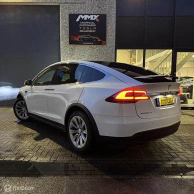 Tesla Model X - Afbeelding 8 van 20