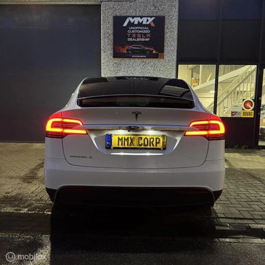 Tesla Model X - Afbeelding 9 van 20