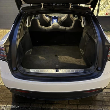 Tesla Model X - Afbeelding 18 van 20