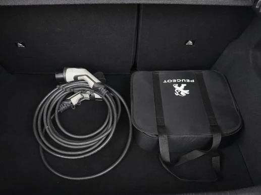 Peugeot e-208 - Afbeelding 13 van 30