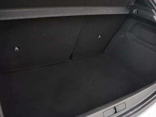 Peugeot e-208 - Afbeelding 26 van 30