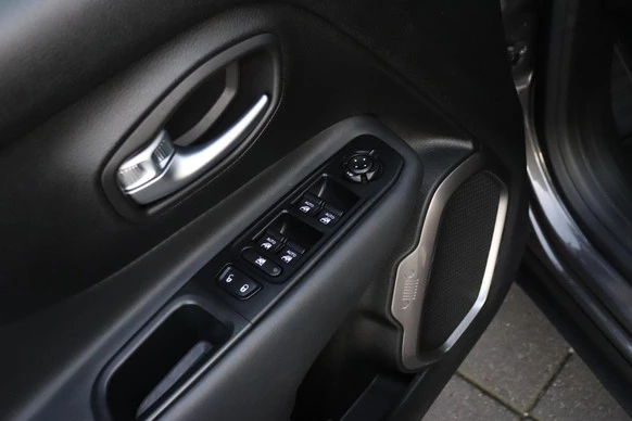 Jeep Renegade - Afbeelding 23 van 30