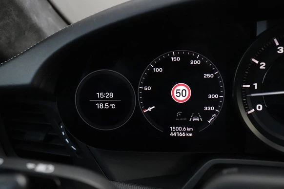 Porsche 911 - Afbeelding 28 van 30