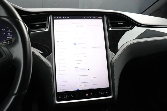 Tesla Model X - Afbeelding 14 van 26