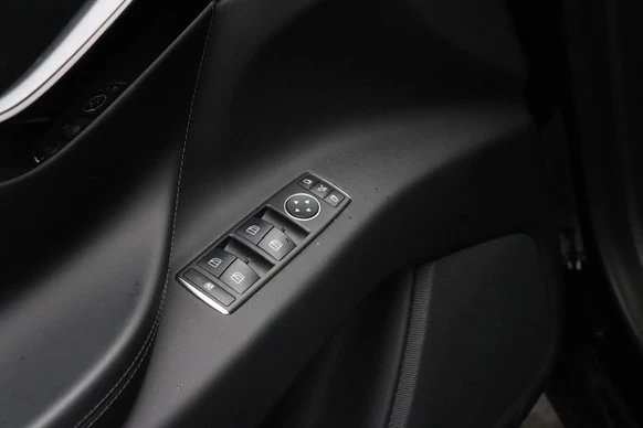 Tesla Model X - Afbeelding 22 van 26