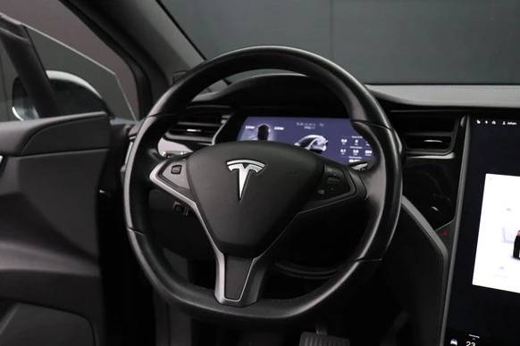 Tesla Model X - Afbeelding 23 van 26