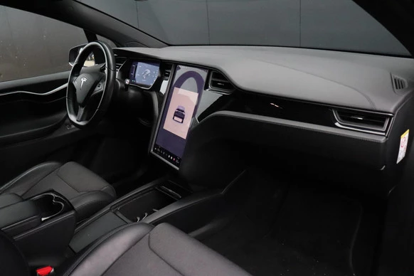 Tesla Model X - Afbeelding 24 van 26