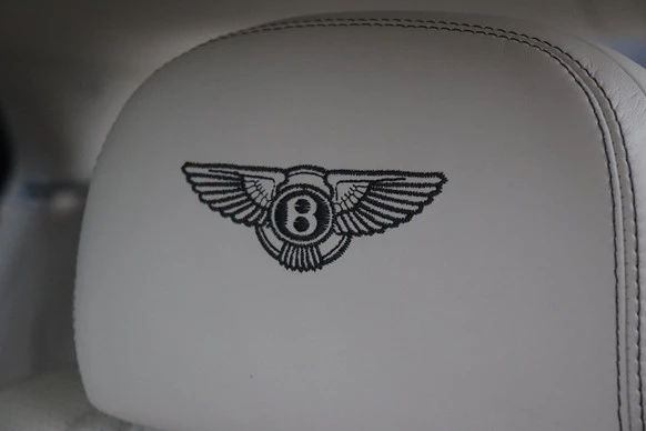 Bentley Flying Spur - Afbeelding 19 van 30