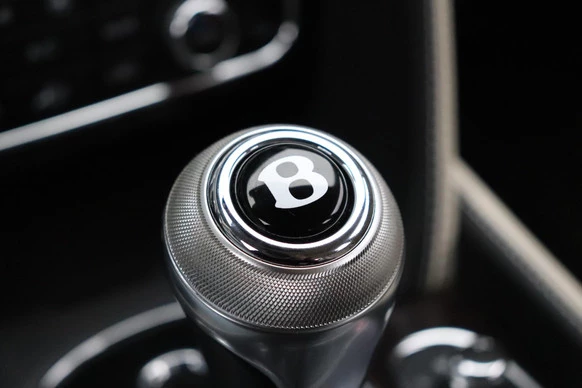 Bentley Flying Spur - Afbeelding 11 van 30