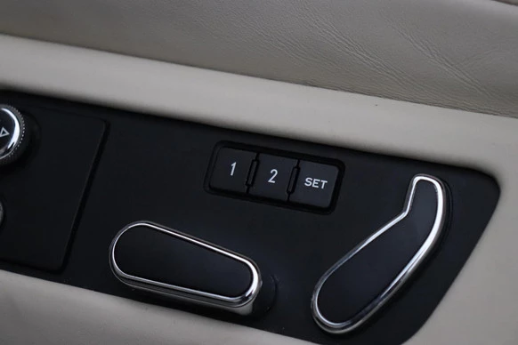 Bentley Flying Spur - Afbeelding 29 van 30